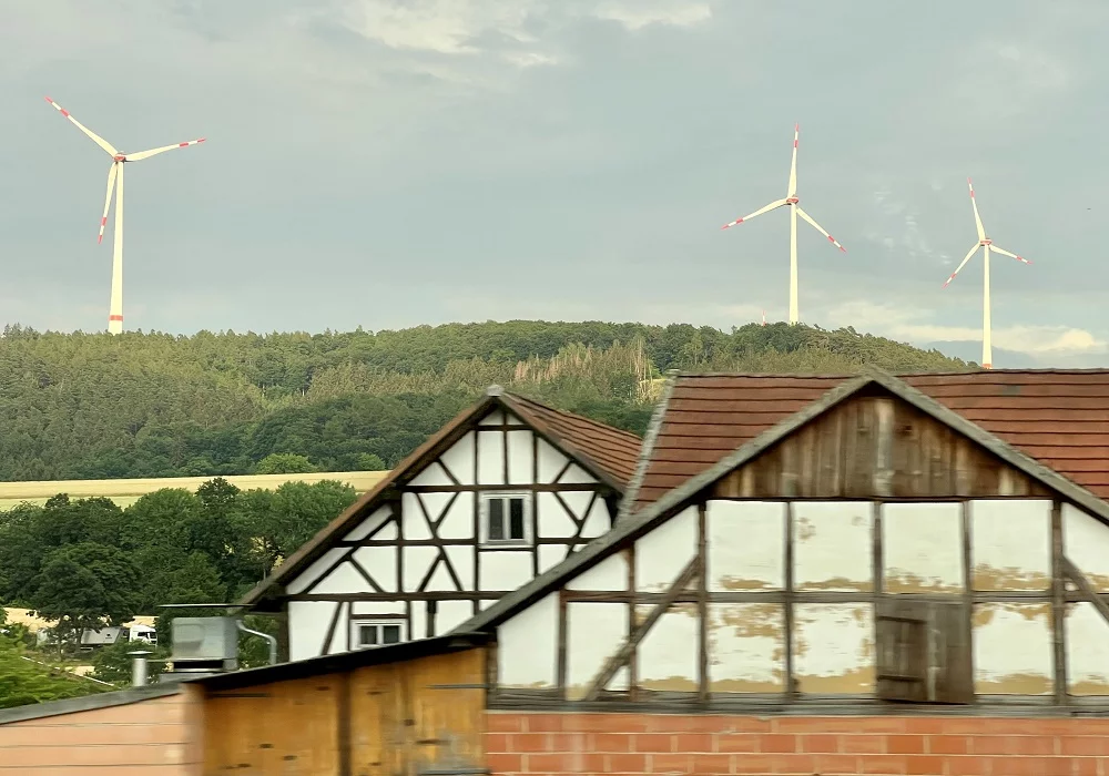 <h1>Ausbau der Windenergie: Mehr Partizipation ermöglichen, Prozesse beschleunigen</h1>
