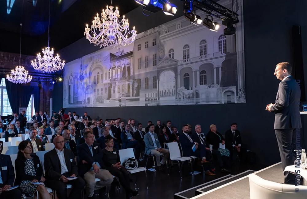 Referenz WMS Public Affairs 12